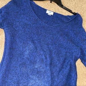 Black and blue long sleeve sweater